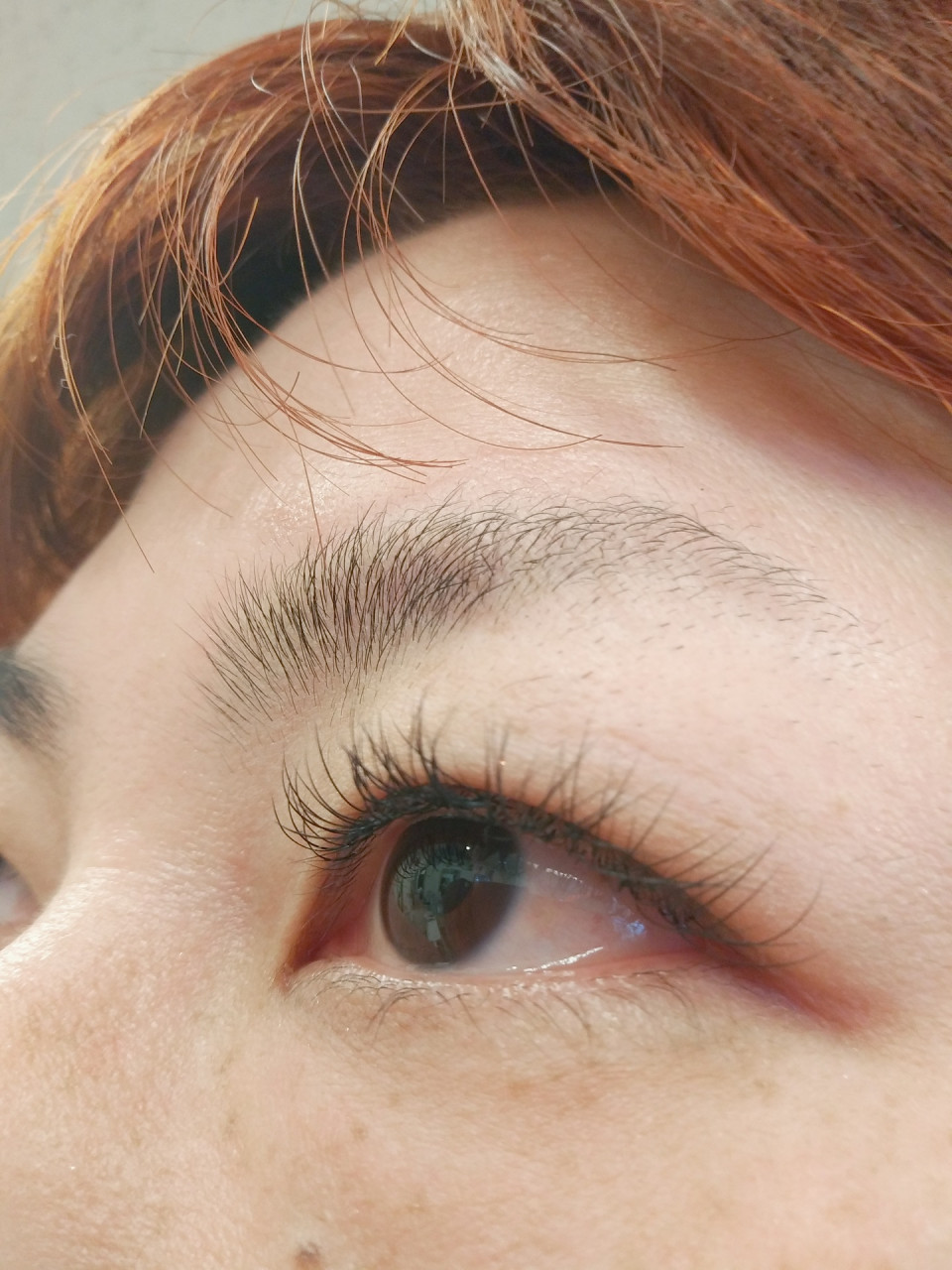 篠崎の美容室ラ ヴェルデで 魅力的な目元に